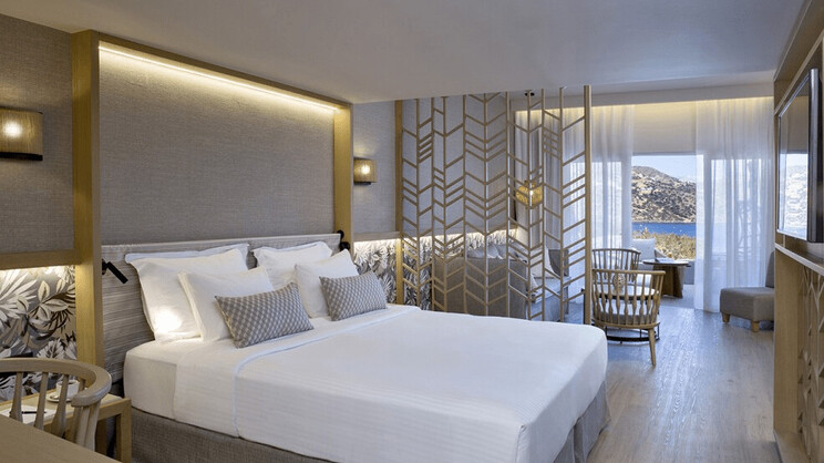 Deep Blu Maisonette with Sea View